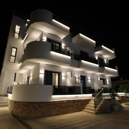 Гостевой дом Primo Opus Ксамил