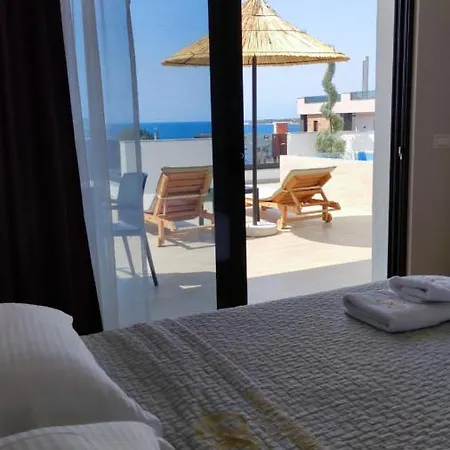 Primo Opus Гостевой дом Ксамил