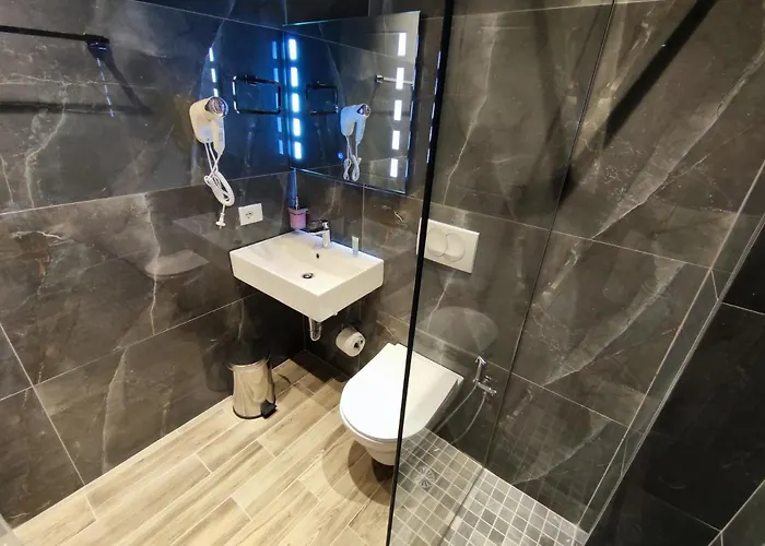 Primo Opus Gæstehus 4*