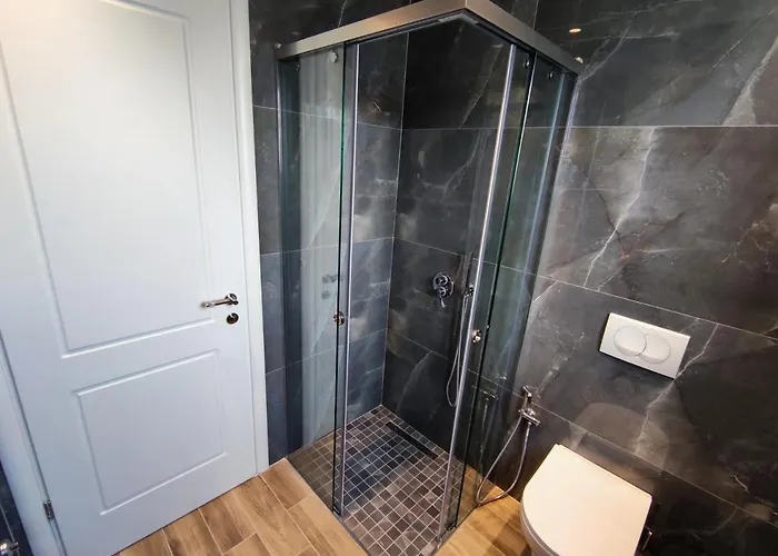 Primo Opus Pensión Ksamil