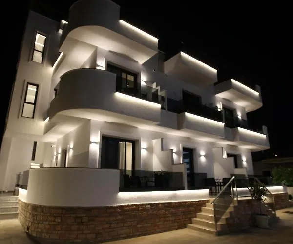 Pensión Primo Opus Ksamil